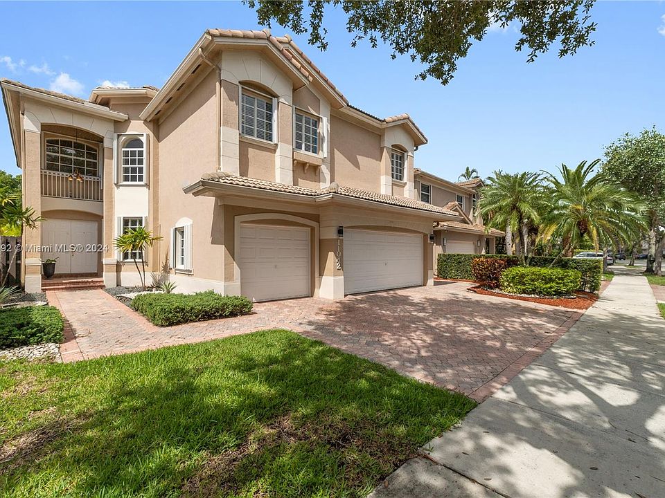 1st image of 11042 NW 72nd Ter