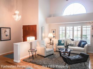 15745 Via Calanova, San Diego, CA 92128