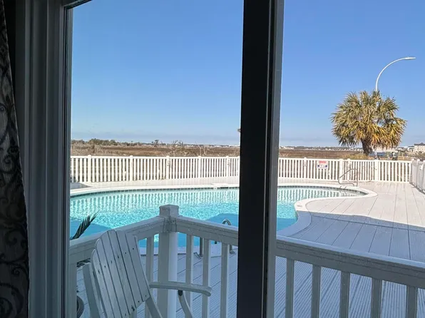 602 W Ft Macon Road #106, Atlantic Beach, NC 28512