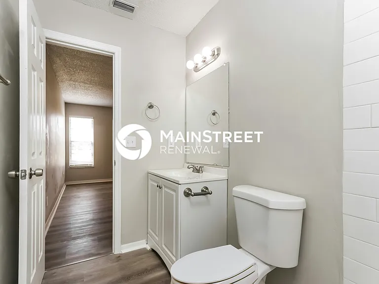 Main Bathroom