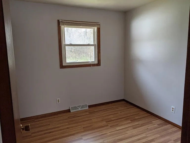 511 Chisholm Trl — Photo 11