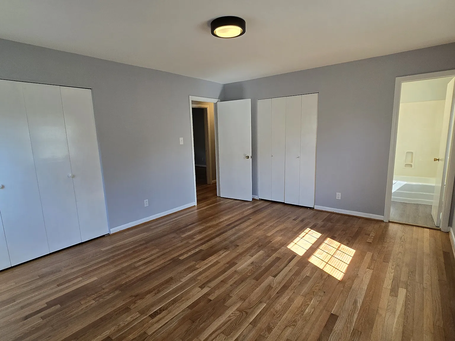 2402 Chatham Drive - 1 — Photo 4