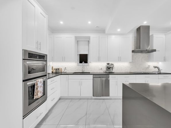 4 bedroom rental in West Vancouver — photo 6