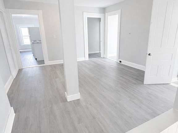 4th image of 289 Main St APT C