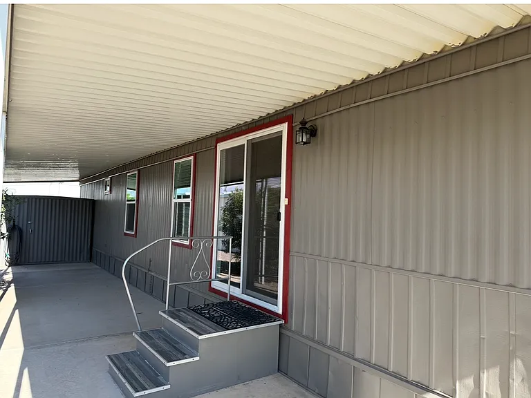 11101 E University Dr #173 — Photo 3
