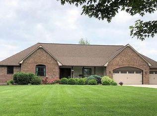 1906 Chelsea Dr, Clinton, MO 64735