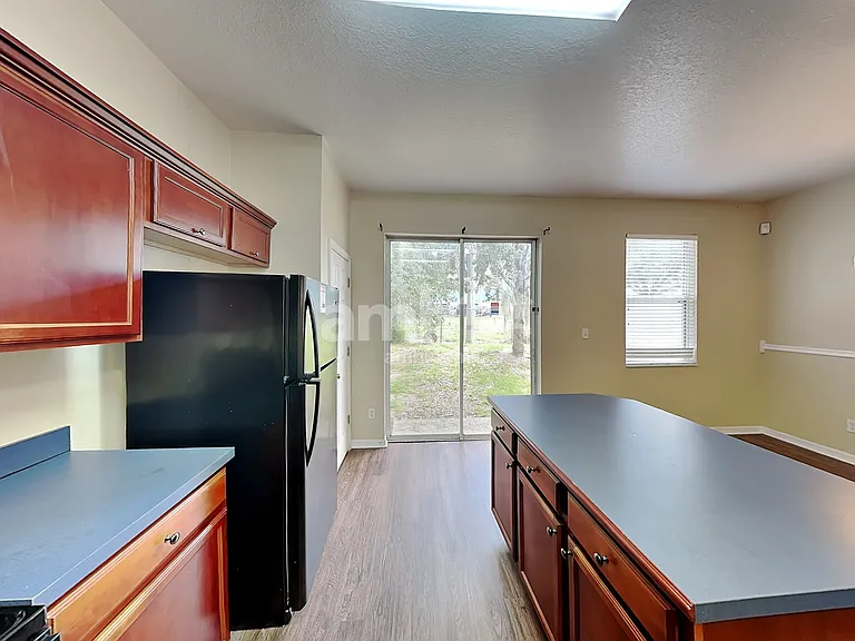 517 Vicks Landing Dr — Photo 6