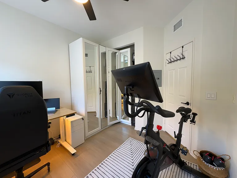 Third bedroom / office space