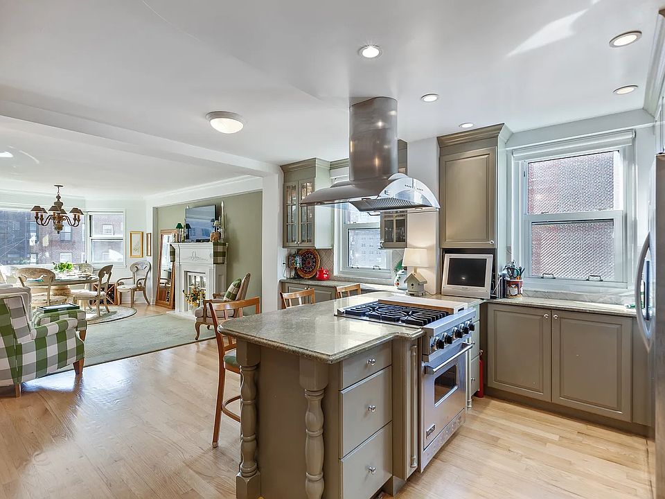 1st image of 445 E 86th St APT 16B