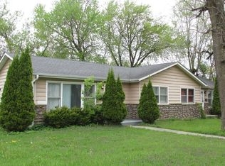 1808 W Ridgeland Ave, Waukegan, IL 60085