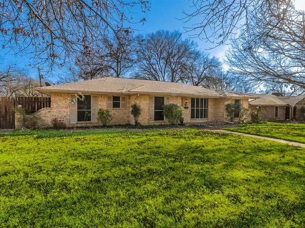 908 Oakbluff Dr, Lancaster, TX 75146