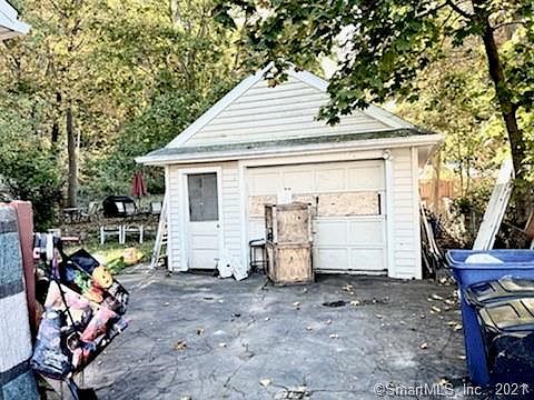 4th image of 167 Pond Lily Ave