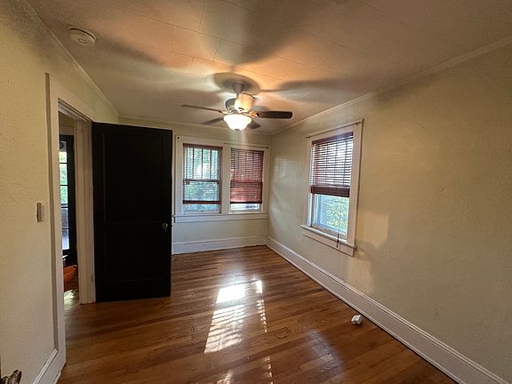 5th image of 152 Walnut St APT 8