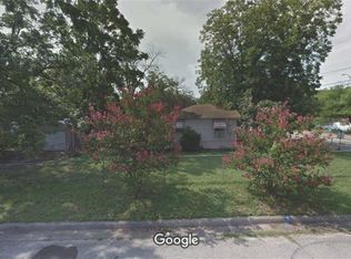 1816 N Beach St, Haltom City, TX 76111