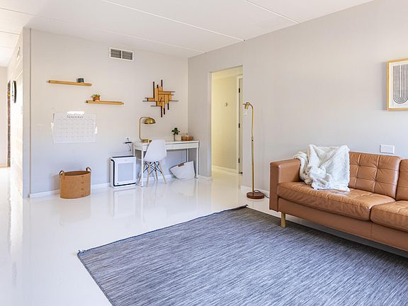 5th image of 4201 E CAMELBACK Road #91