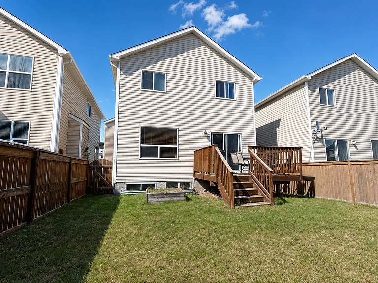 149 Cougar Plateau Way SW — Photo 15