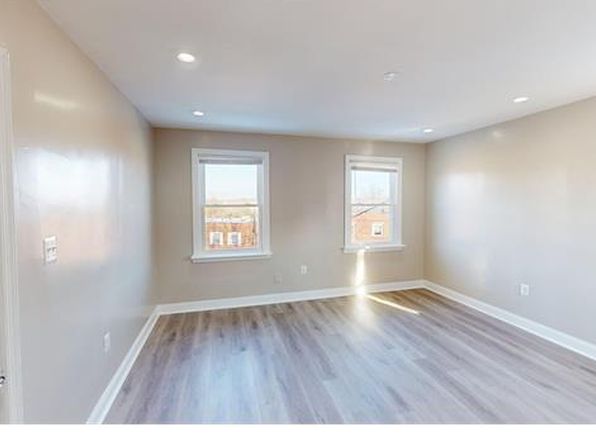 3137 Buena Vista Ter SE APT 3