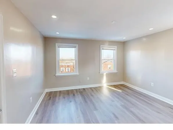 3137 Buena Vista Ter SE, Washington, DC