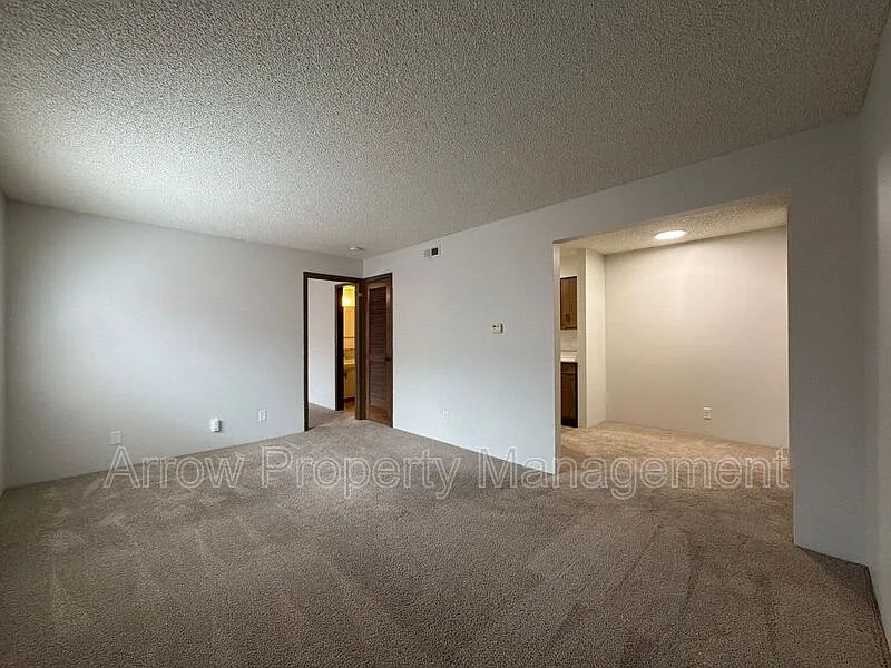 Building Photo - 1431 D St #1