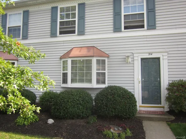 214 Patriot Cir, Mountain Top, PA 18707