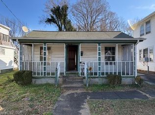 208 Wellons St, Suffolk, VA 23434