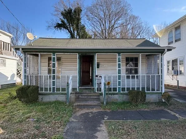 208 Wellons St, Suffolk, VA 23434