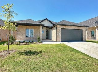 8108 NW 152nd St, Edmond, OK 73013