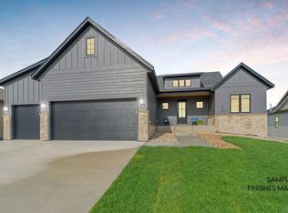 2707 Homestead St, Harrisburg, SD 57032