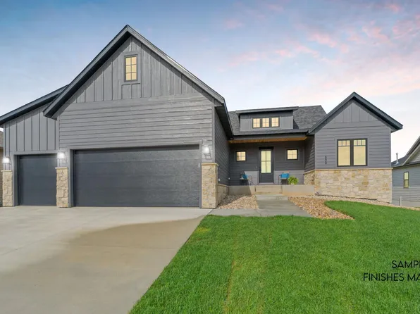 2707 Homestead St, Harrisburg, SD 57032
