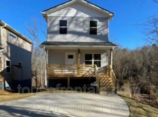277 N Bear Creek Rd, Asheville, NC 28806