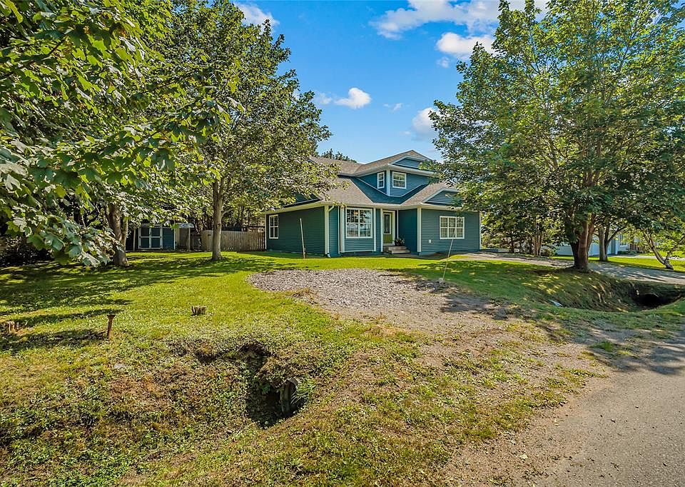 1st image of 22 Greenhill Crescent