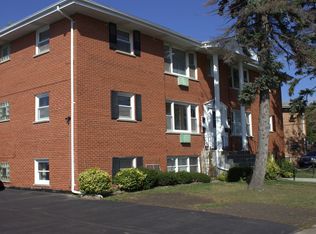 8856 Plainfield Rd APT 4, Brookfield, IL 60513