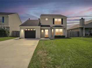 1881 River Rock Arch, Virginia Beach, VA 23456