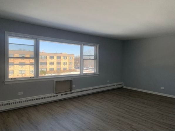 392 Executive Dr #201