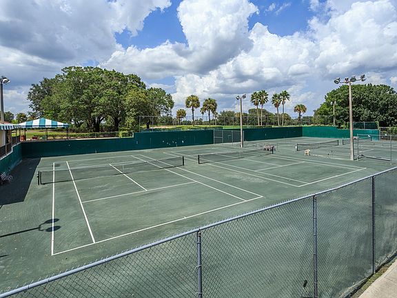 2nd image of 1203 Country Club Dr