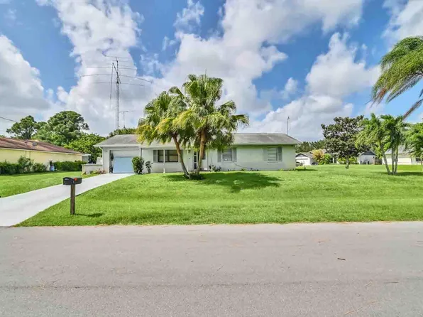 2102 SW Wayne Street, Port St Lucie, FL 34984