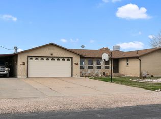 5594 W 1925 N, Hooper, UT 84315