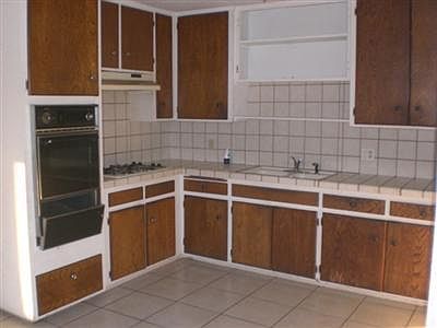 2nd image of 1109 Beverly Dr