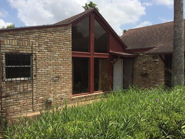 1st image of 219 El Verde Ln