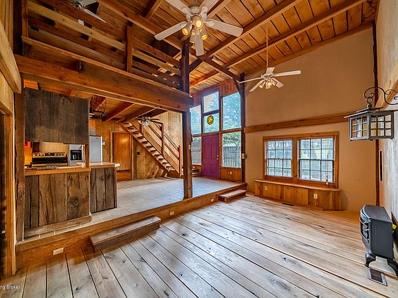 5th image of 2438 Hobbs Ln