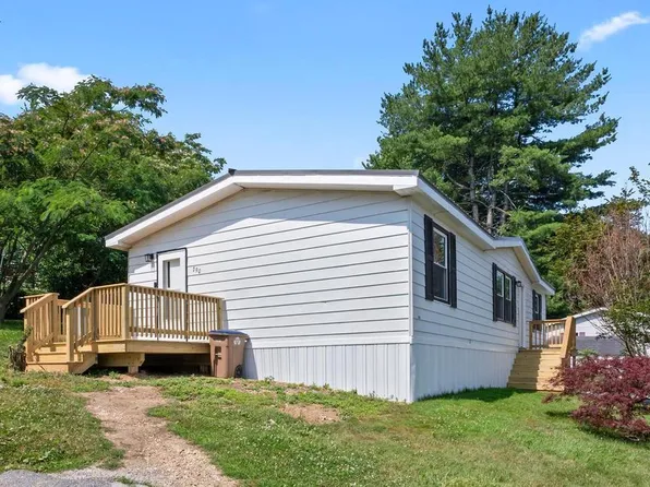 790 Dogwood Ln, Gap, PA 17527
