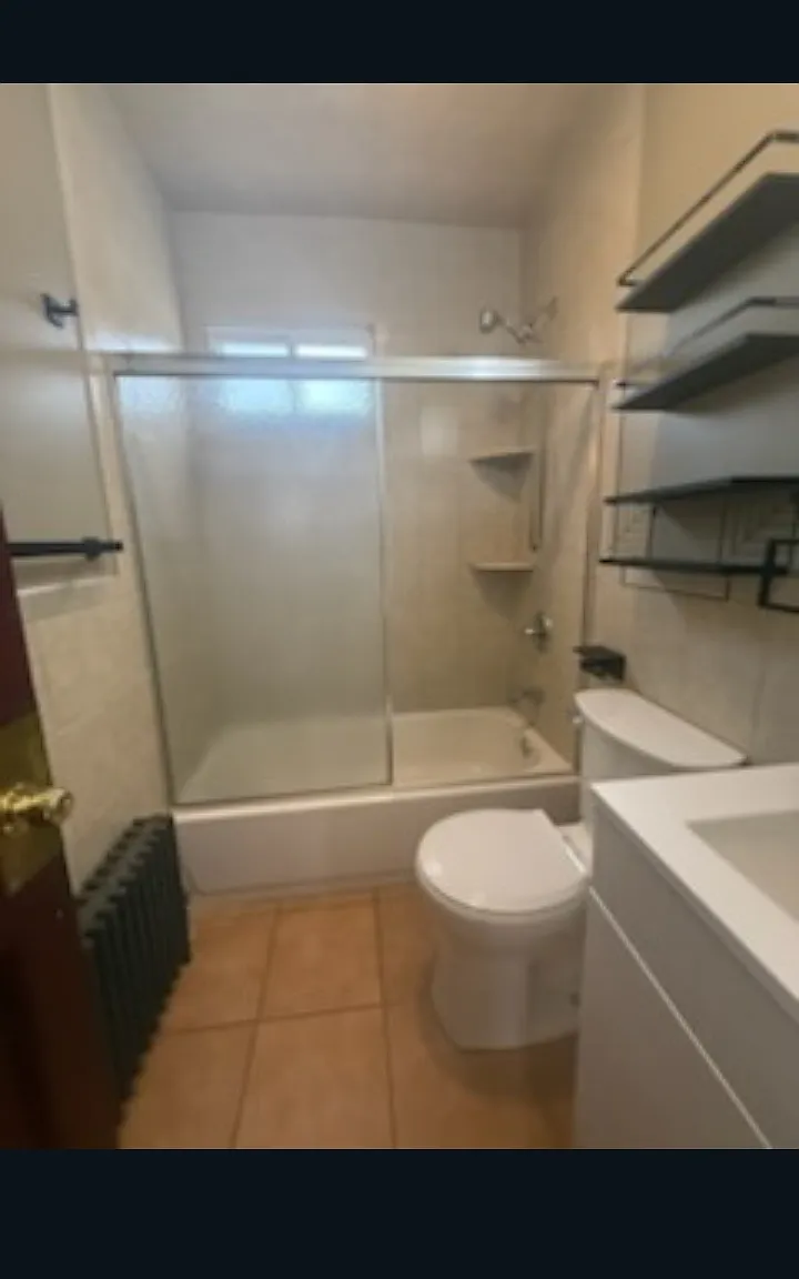 3 bed, $2,500 — Photo 3