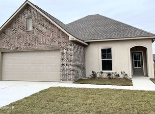 110 Jubilation St, Youngsville, LA 70592