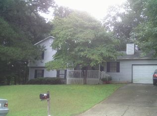 352 Rustic Ridge Cir, Lawrenceville, GA 30043