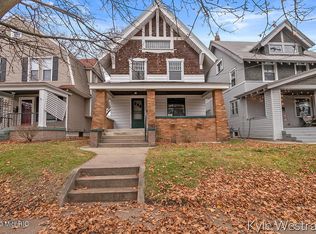 105 Fuller Ave SE, Grand Rapids, MI 49506