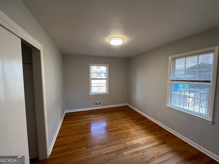 827 Marstevan Dr NE — Photo 7