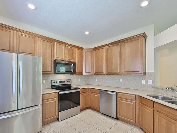 3rd image of 7001 Interbay Blvd Unit 116