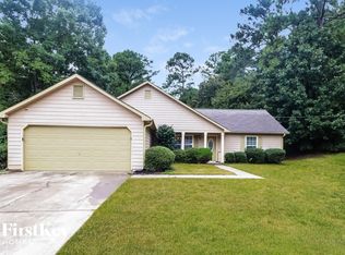 204 Pineknoll Ct, Ellenwood, GA 30294