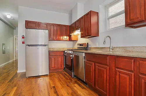 236 Van Horne St #1B Photo 1