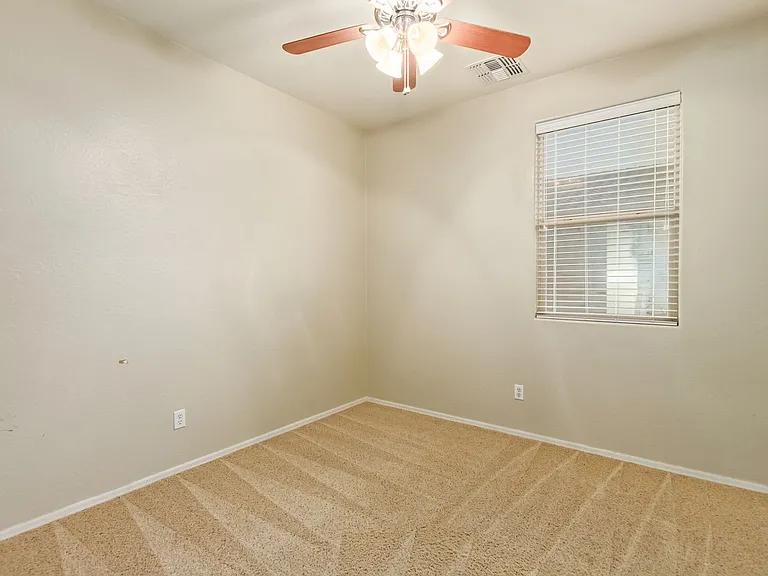 7419 W Glass Ln — Photo 20
